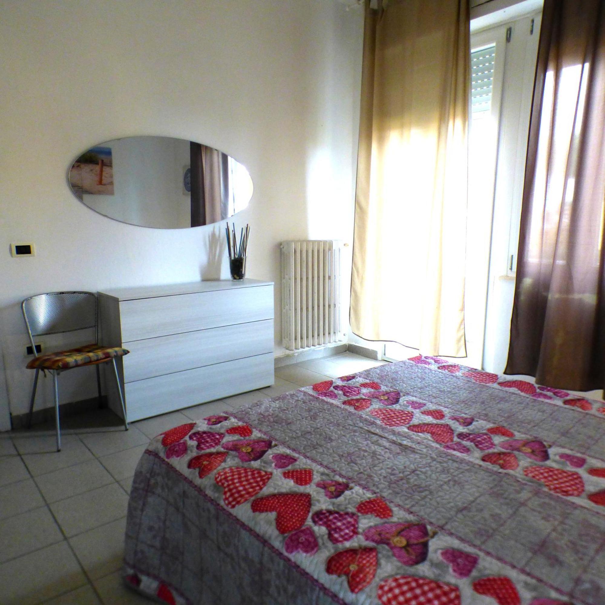 Complesso Oasi Apartment Tirrenia Bagian luar foto